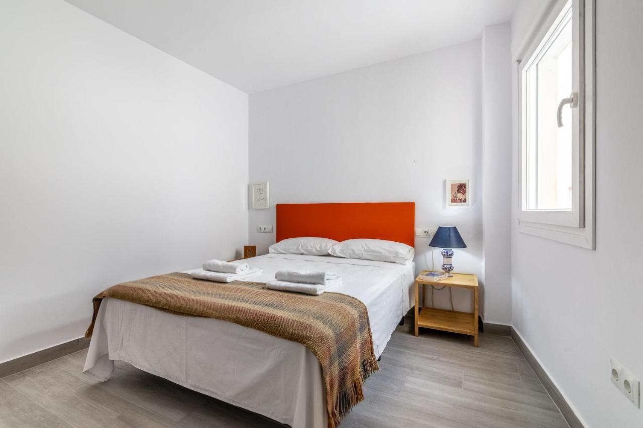 Livemalaga Victoria Suites Bagian luar foto